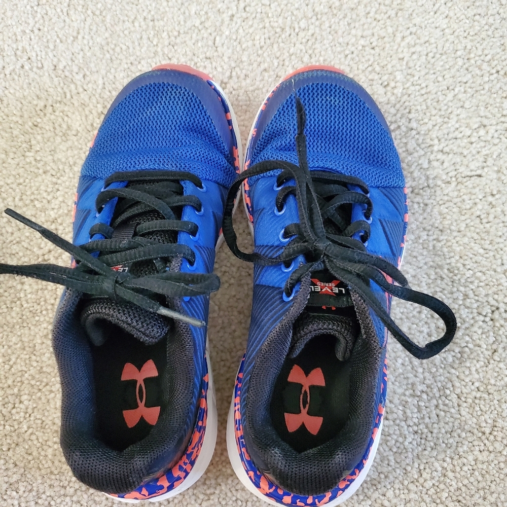 Boy's Under Amour Sneaker